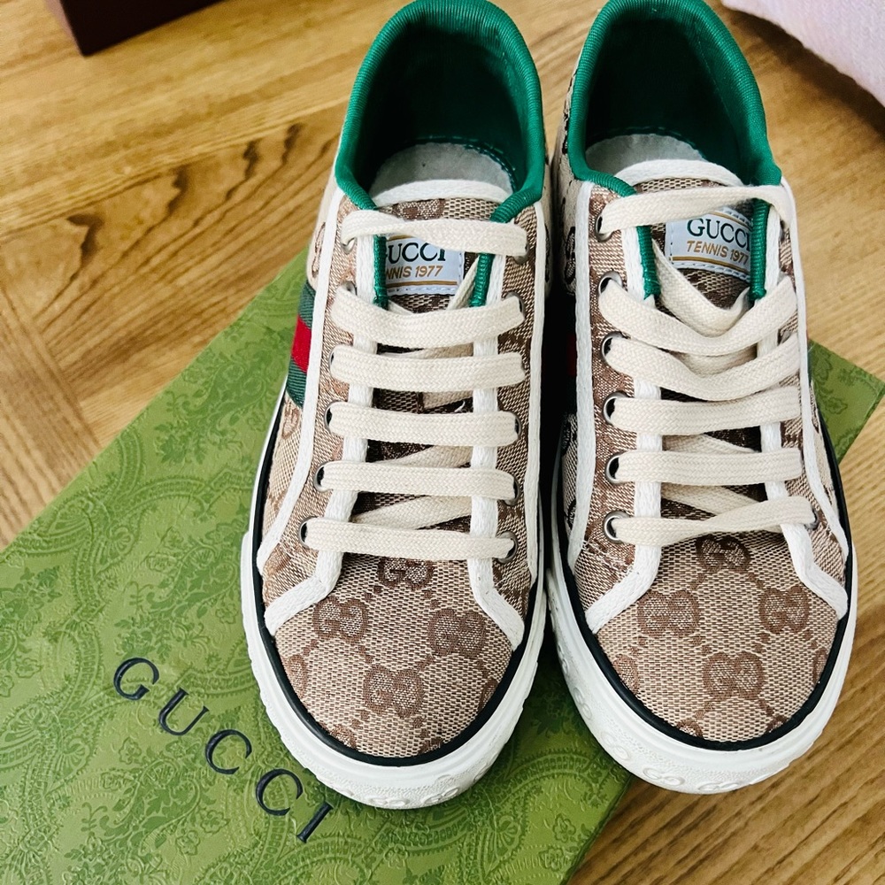 Gucci Sneakers - Fall 2021 Disney edition size 36/6 USA